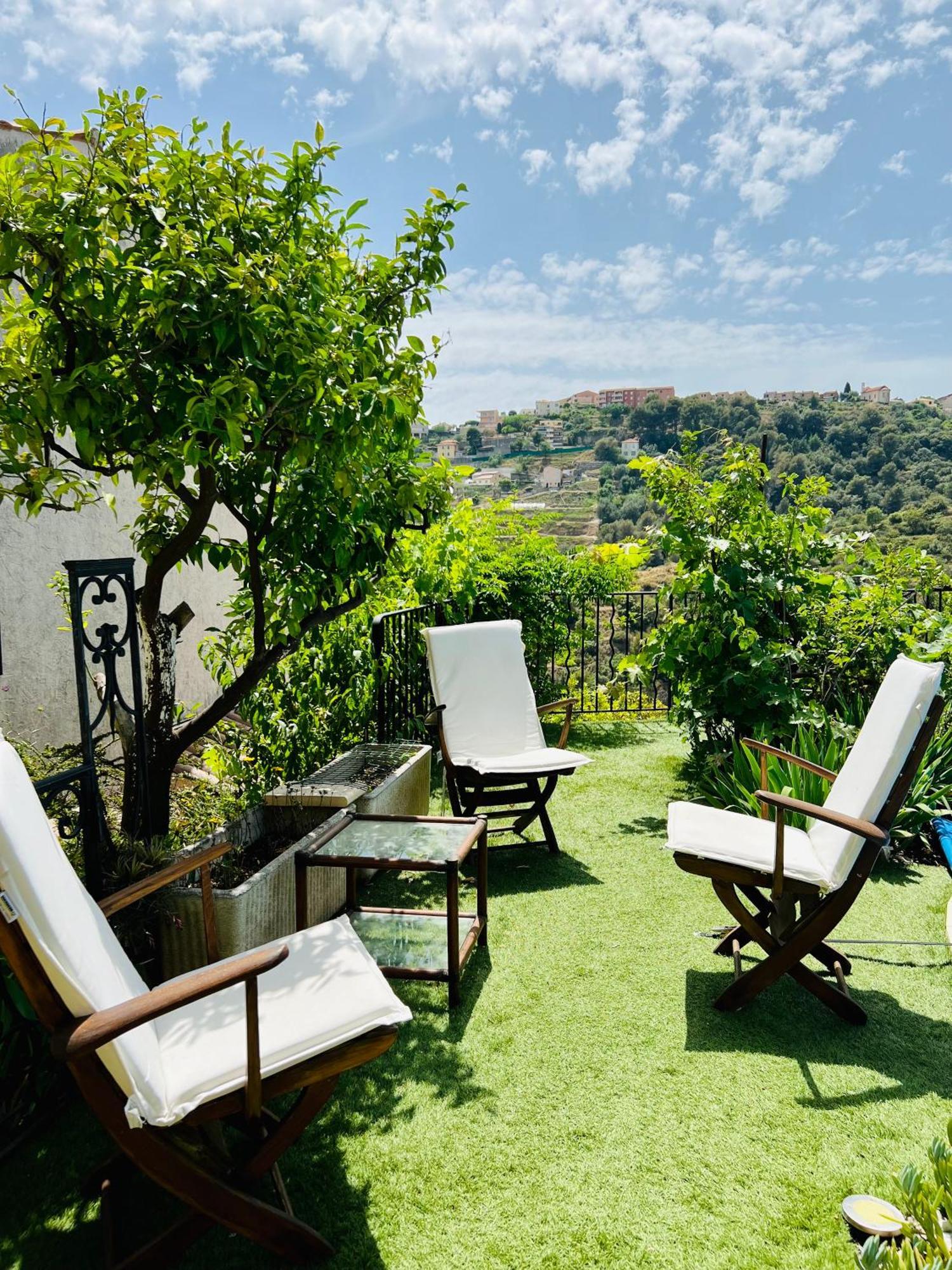 Nissa La Bella, Piscine Et Vue * Nizza